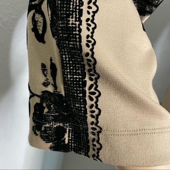 Chadwick’s 3/4 Sleeve Tan and Black Floral Dress With Raised Floral Print Size 4 - Picture 7 of 14